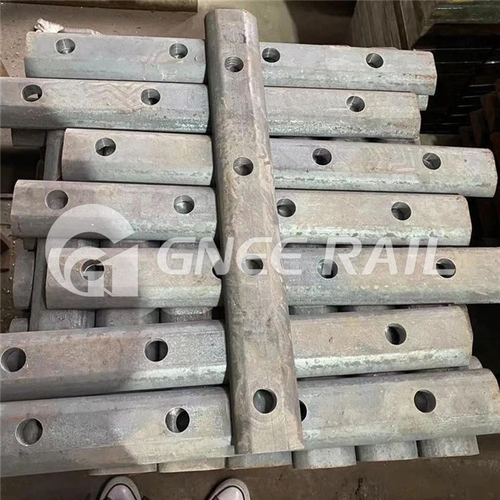 fish plates in railway